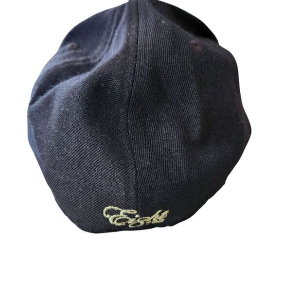 Eight 732 Mens Black Cap with Embroidered Dragons Size 7 5/8 - Picture 2 of 7